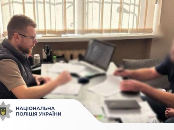 Новини України - Нарахував 2,2 млн за фіктивну роботу з-за кордону - судитимуть посадовця