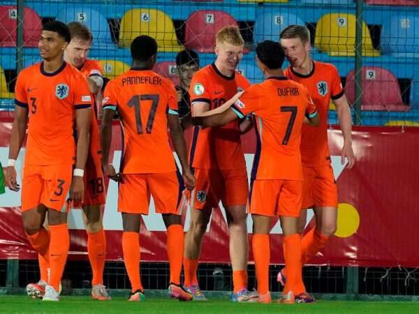 Новини спорту - Нідерланди пробилися до 1/2 фіналу Євро U-19