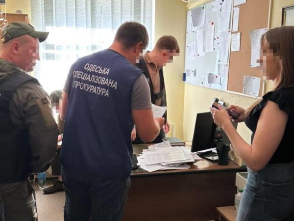 Новини України - Офіцери ЗСУ заробили мільйони на призові "мертвих душ"