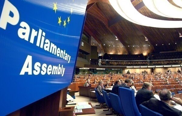Новини світу - ПАРЄ проголосувала важливі резолюції для України