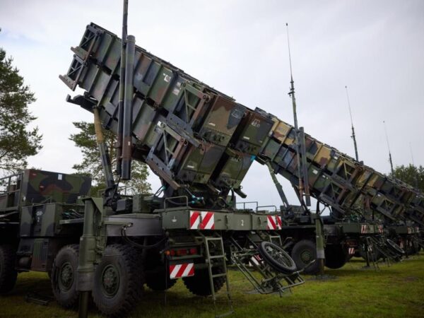 Новини України - ППО знищила майже 430 російських дронів і ракет