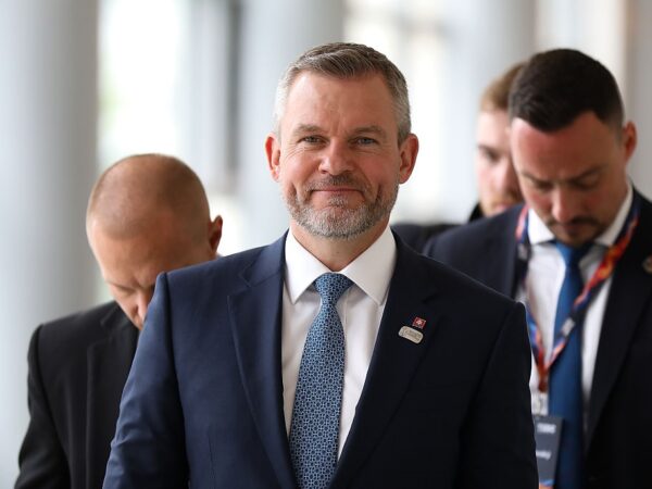 Новини світу - Президент Словаччини плнує "змістовний" візит до України