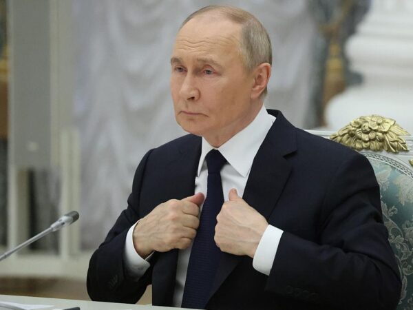 Новини світу - Путін понад добу уникає згадок про удари по авіабазах РФ - ЗМІ