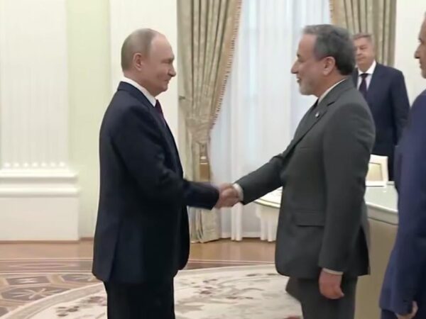 Новини світу - Путін зустрівся з главою МЗС Ірану