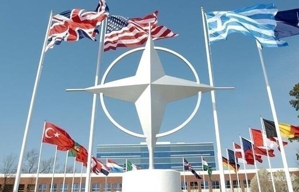 Новини світу - Рамштайн та саміт НАТО: поки США відвертаються, Україна набирає обороти