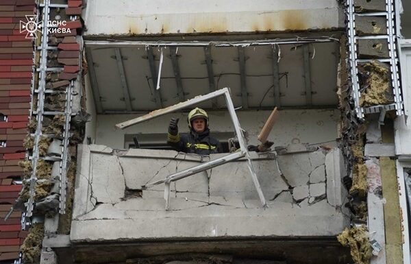 Новини Києва - Росіяни вночі атакували у Києві 27 локацій