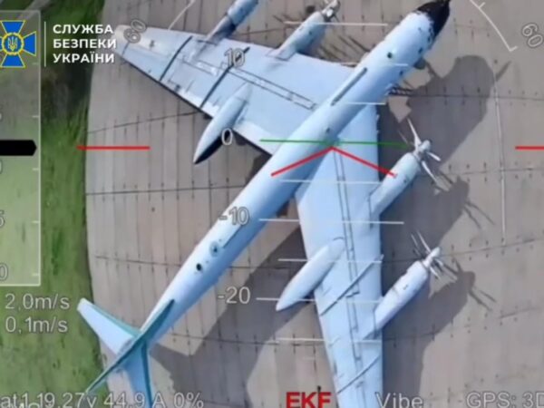 Новини України - СБУ показала знищення стратегічної авіації Росії