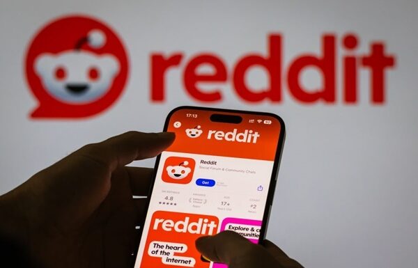 Новини бізнесу - Соцмережа Reddit подає до суду на розробника штучного інтелекту