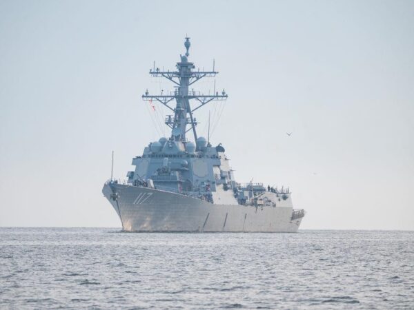 Новини світу - США збільшили угруповання есмінців у Середземномор'ї