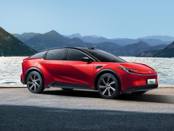 Авто новини - Toyota випустила електричний купе-кросовер bZ5 в Китаї