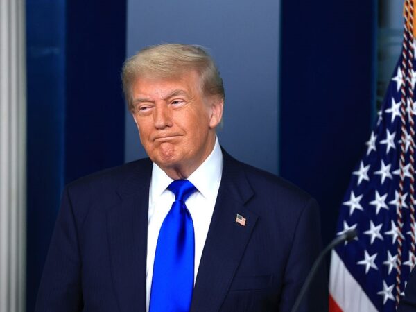 Новини світу - Трамп підписав указ про зняття санкцій з Сирії
