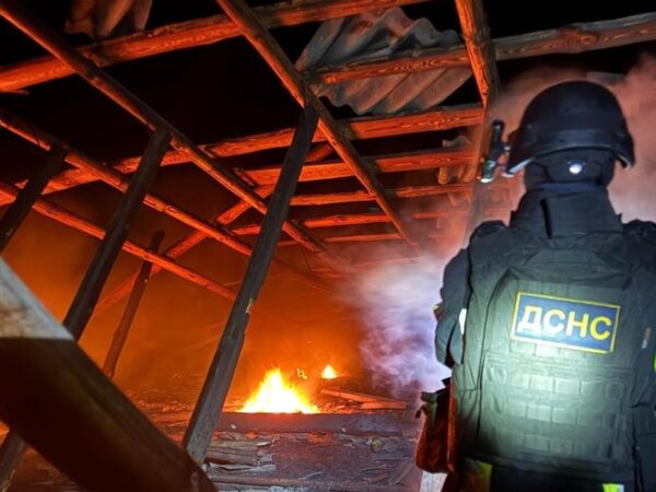 Новини України - У Чернігові російський дрон впав біля багатоповерхівки