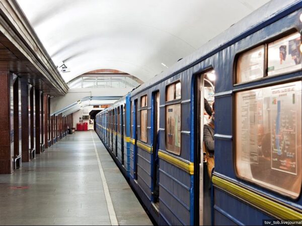 Новини Києва - У Києві тимчасово зачинили центральну станцію метро