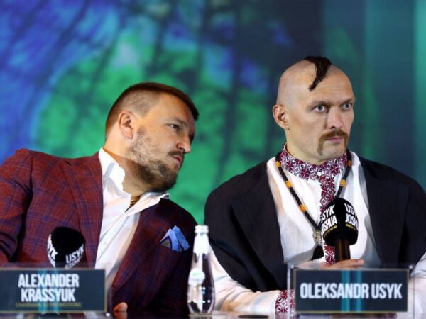 Новини спорту - У команді Усика пояснили завершення співпраці з Красюком