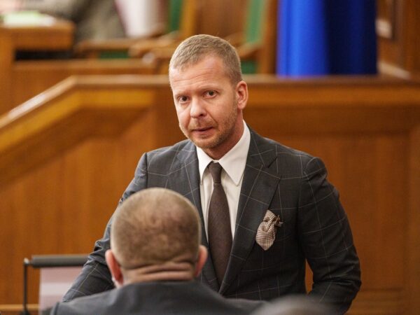 Новини світу - У Латвії затримали проросійського депутата Рослікова
