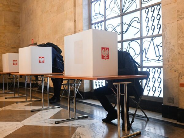 Новини світу - У Польщі перерахують голоси після виборів президента