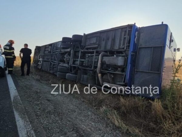 Новини світу - У Румунії перекинувся автобус з 55 українцями