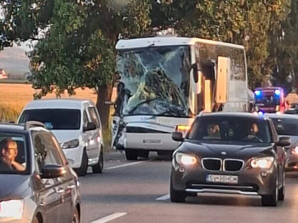 Новини світу - У Румунії потрапив у ДТП автобус з 60 українцями