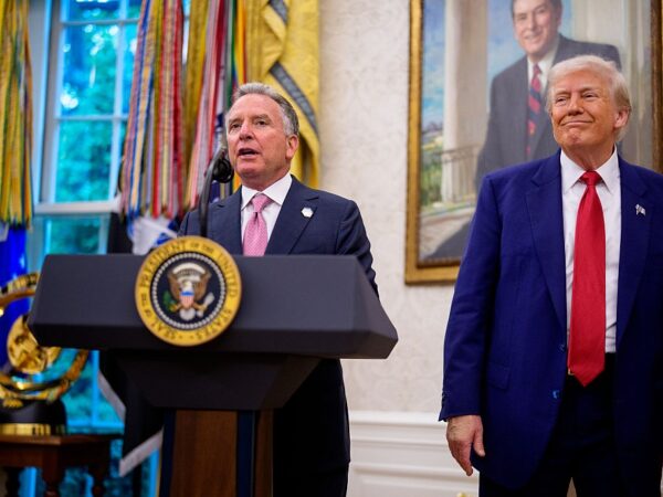 Новини світу - У Трампа переконують, що знищили "ядерку" Ірану