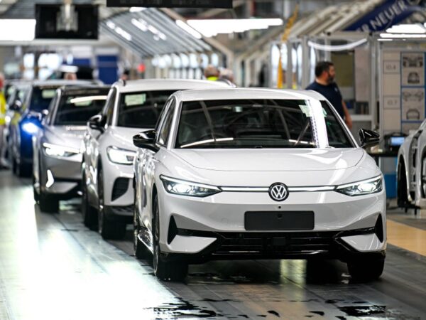 Новини бізнесу - У Volkswagen 20 тисяч працівників погодилися на звільнення