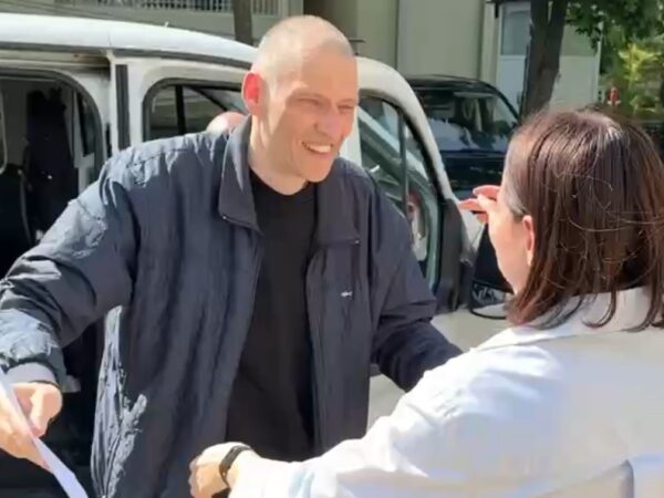 Новини світу - В Білорусі звільнили опозиціонера Тихановського