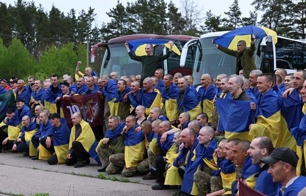 Новини України - В Коордштабі заявили про можливий обмін полоненими з РФ "наосліп"