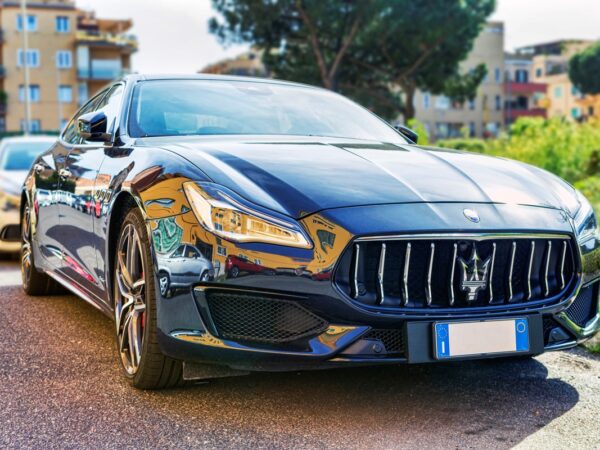 Новини бізнесу - Власники елітних авто сплатили понад 95 млн до бюджету