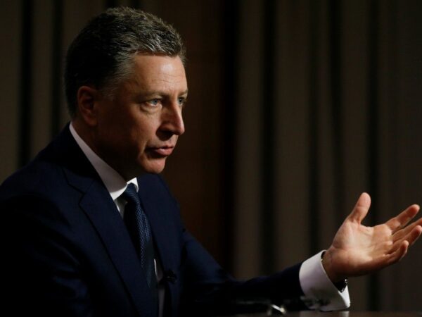 Новини світу - Волкер пояснив, чому Трамп тисне виключно на Україну