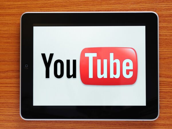 Новини бізнесу - YouTube послабив політику модерації - NYT