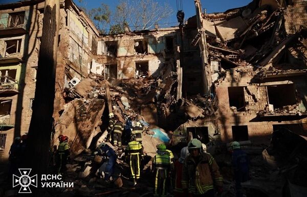 Новини Києва - З'явилися кадри ударів Росії по Києву