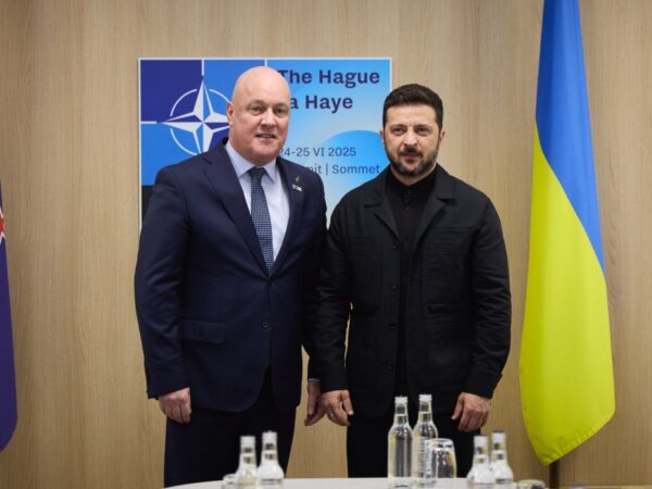 Новини України - Зеленський обговорив з прем’єром Нової Зеландії боротьбу з "шахедами"