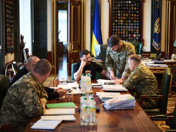 Новини України - Зеленський розповів про нараду з військовими