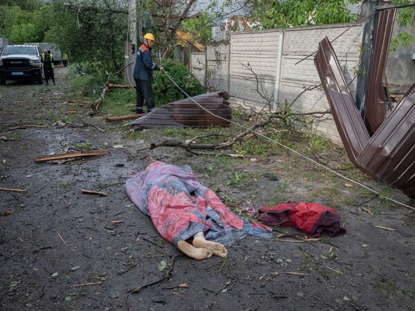 Новини України - Зеленський: Удари РФ не у відповідь, а на знищення