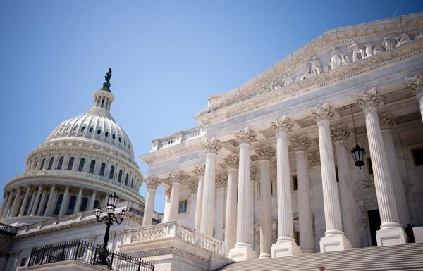 Новини світу - ЗМІ: США пом'якшать "кістколомні" санкції проти РФ