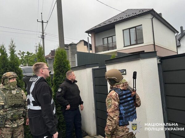 Новини України - Адвокати виманили у забудовника $2 млн на "житло для ЗСУ"