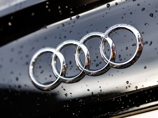 Новини бізнесу - Audi втратила третину прибутку за пів року