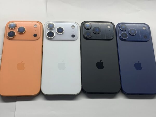 Технології - Інсайдер поділився фото всієї лінійки iPhone 17 з новими кольорами