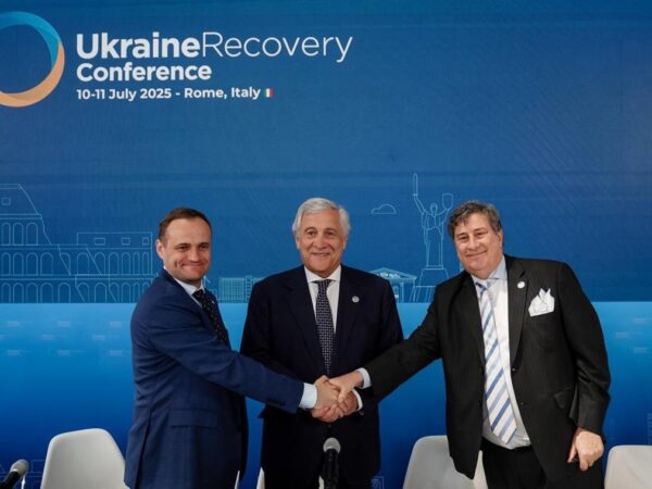 Новини бізнесу - На відновлення України залучили додаткових €3,6 млрд - Кулеба