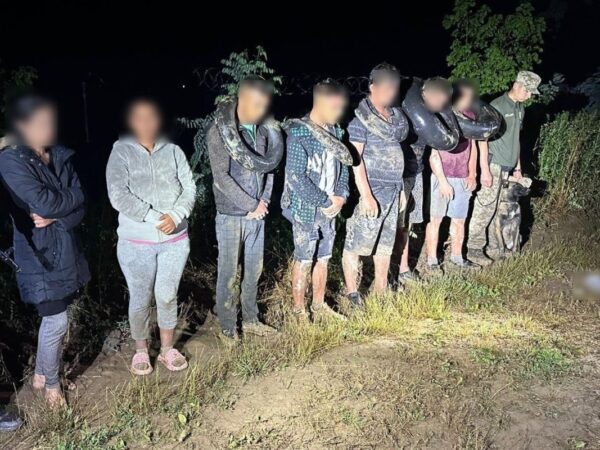 Новини України - На Закарпатті затримали "водолазів" біля кордону