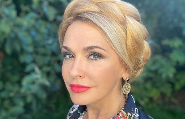 Новини культури - Ольга Сумська показала наслідки обстрілу поруч зі своїм будинком