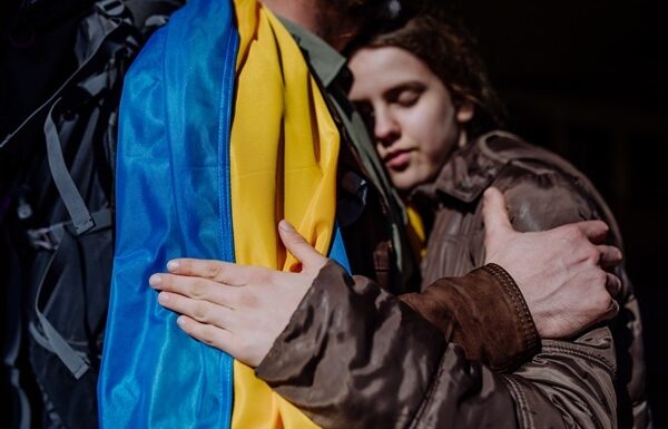 Новини України - Опитування показало, чи зберігають українці єдність під час війни