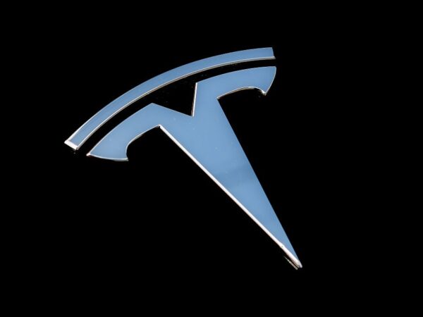 Новини бізнесу - Південнокорейська LGES забезпечить Tesla акумуляторами на $4,3 млрд - ЗМІ
