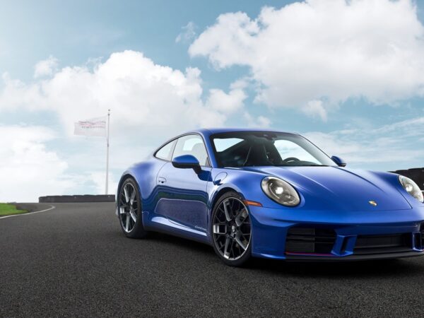 Авто новини - Porsche представила нову спецверсію 911