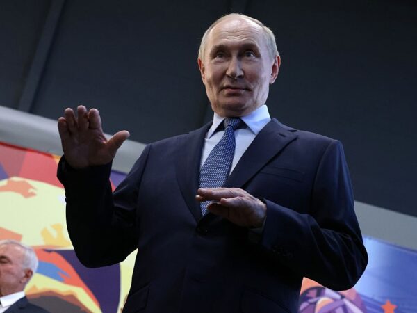 Новини світу - Путін дав нові повноваження ФСБ - зовнішня розвідка