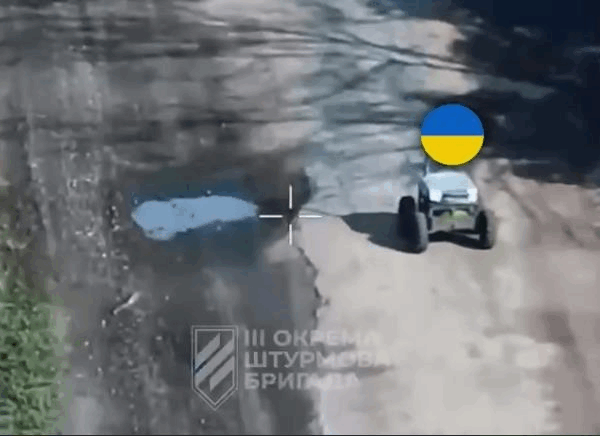 Новини України - Росіяни здались в полон наземним роботам