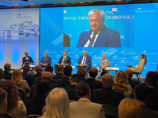 Новини України - Сибіга назвав елементи рецепту завершення війни