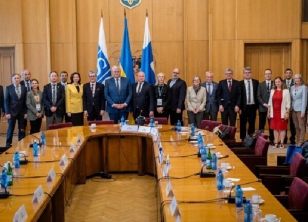 Новини України - Сибіга зустрівся з делегацією послів ОБСЄ