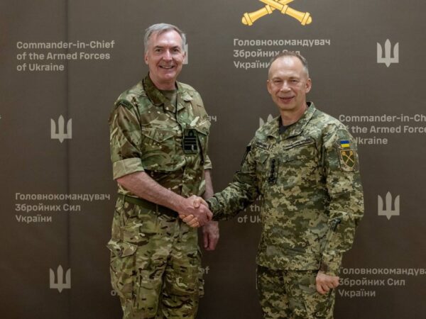 Новини України - Сирський зустрівся з начальником Штабу оборони Британії