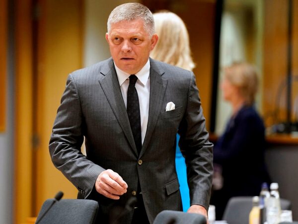 Новини світу - Словаччина отримала газові гарантії ЄК - Фіцо
