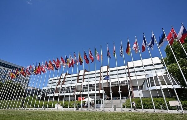 Новини світу - Словаччина вдруге заблокувала 18 пакет санкцій проти РФ